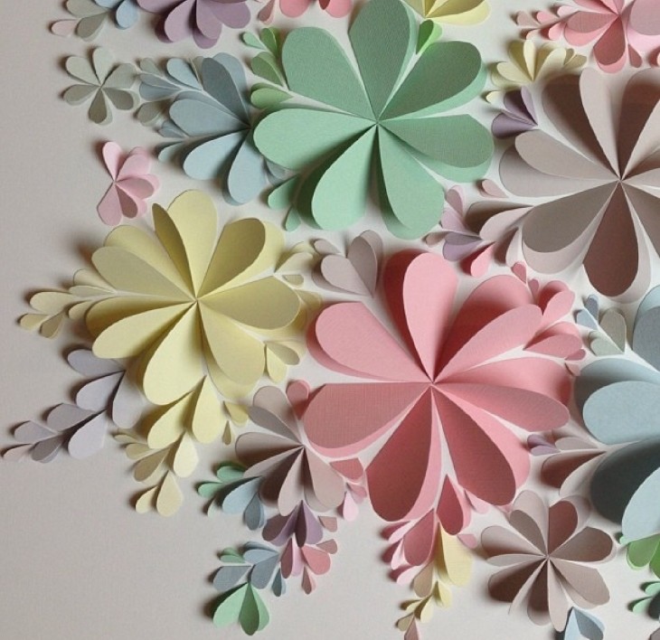 Как сделать цветы из цветной бумаги своими руками: схемы, пошаговаяинструкция, фото