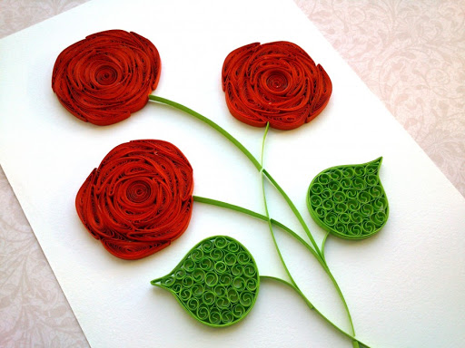 Идеи по созданию роз из салфеток